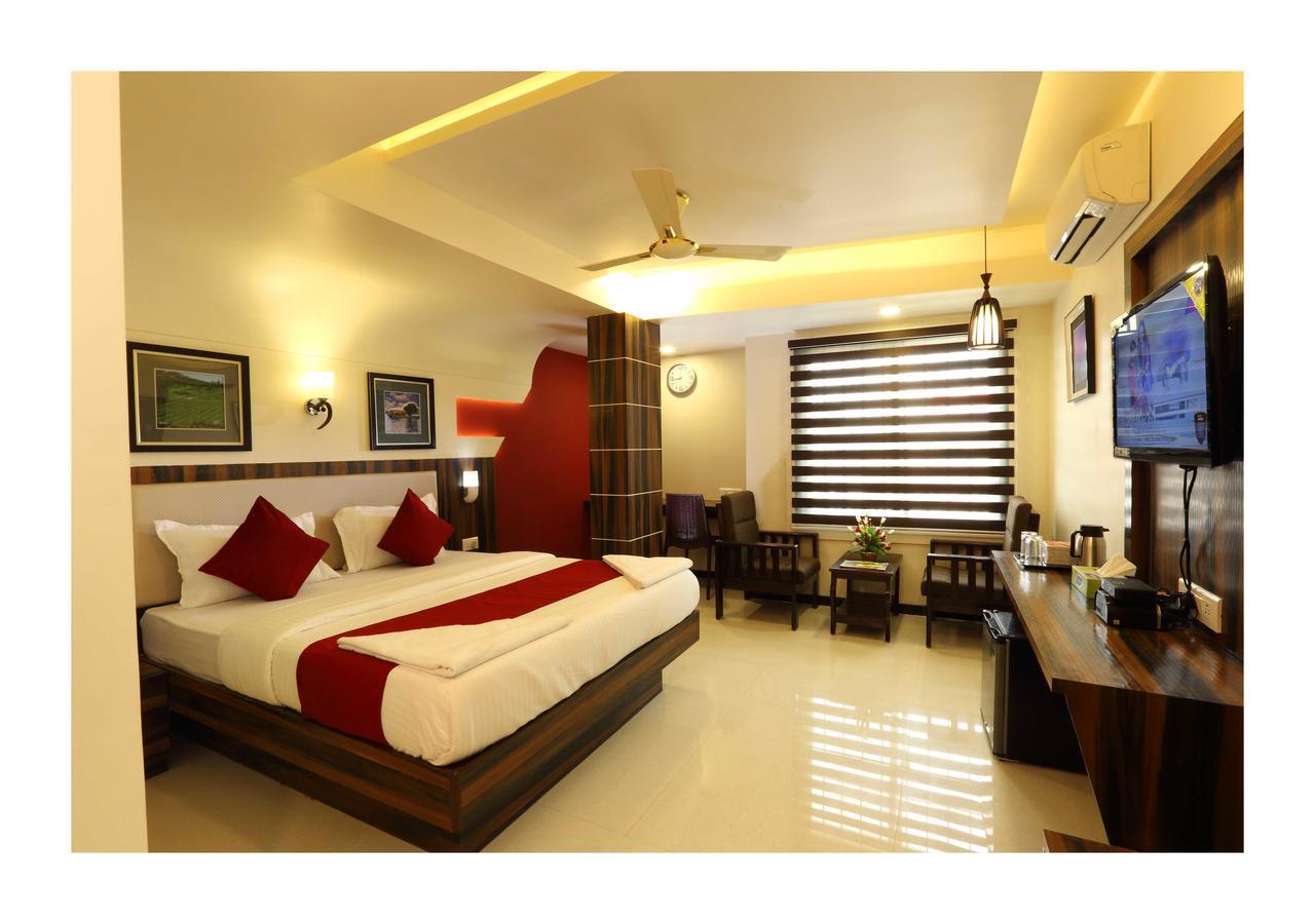Hotel Kochi Caprice Dış mekan fotoğraf