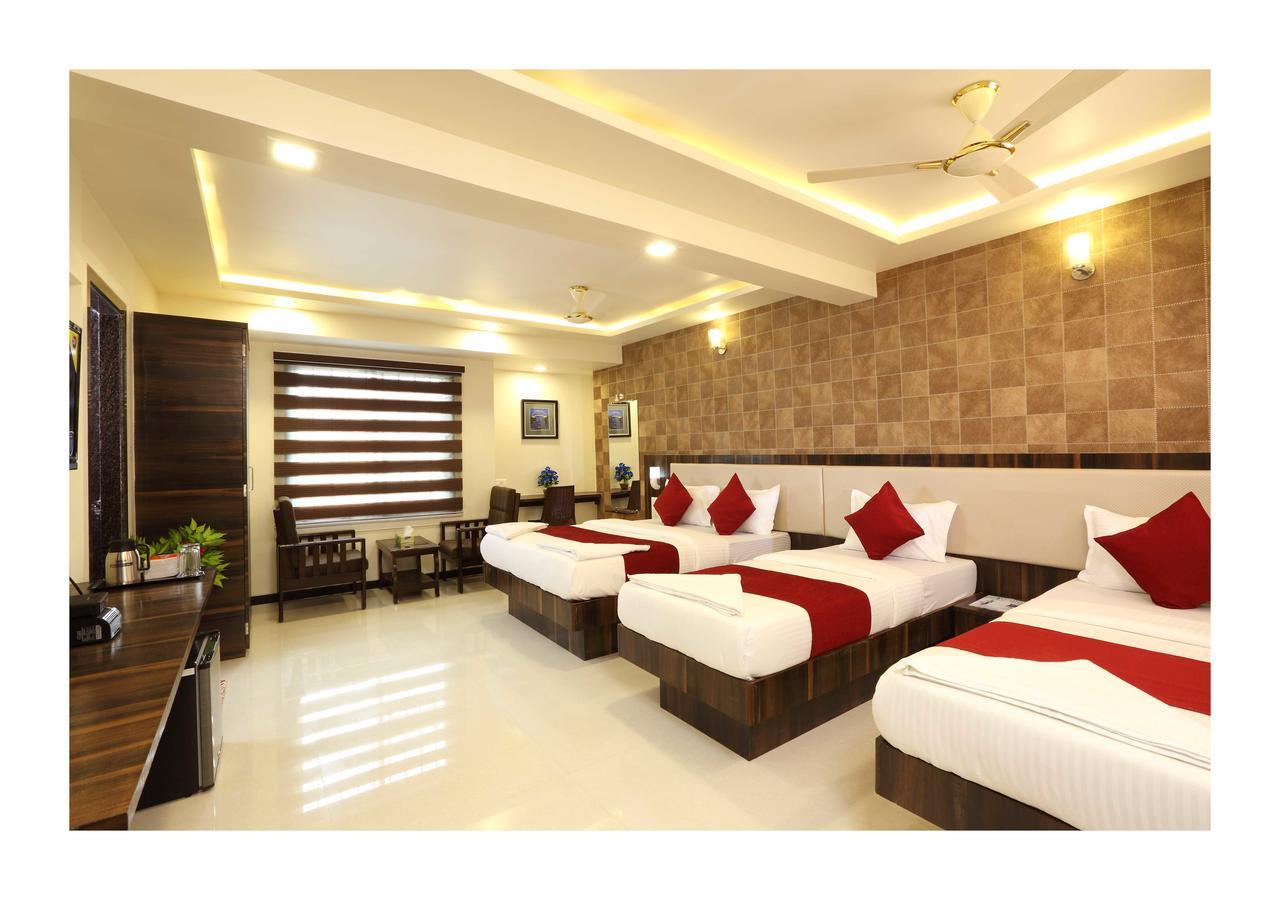Hotel Kochi Caprice Dış mekan fotoğraf