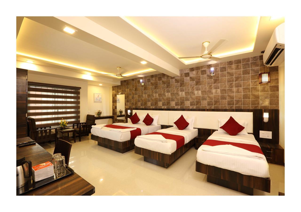 Hotel Kochi Caprice Dış mekan fotoğraf