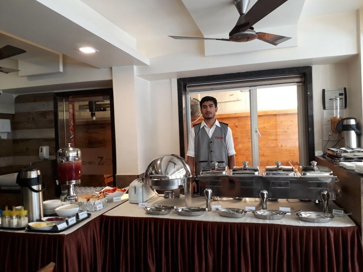 Hotel Kochi Caprice Dış mekan fotoğraf