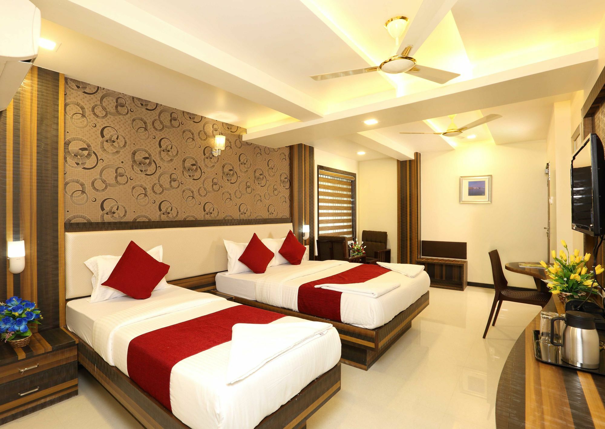 Hotel Kochi Caprice Dış mekan fotoğraf